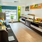 Holiday Inn Express London Stratford By Ihg
