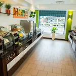 Holiday Inn Express London Stratford By Ihg