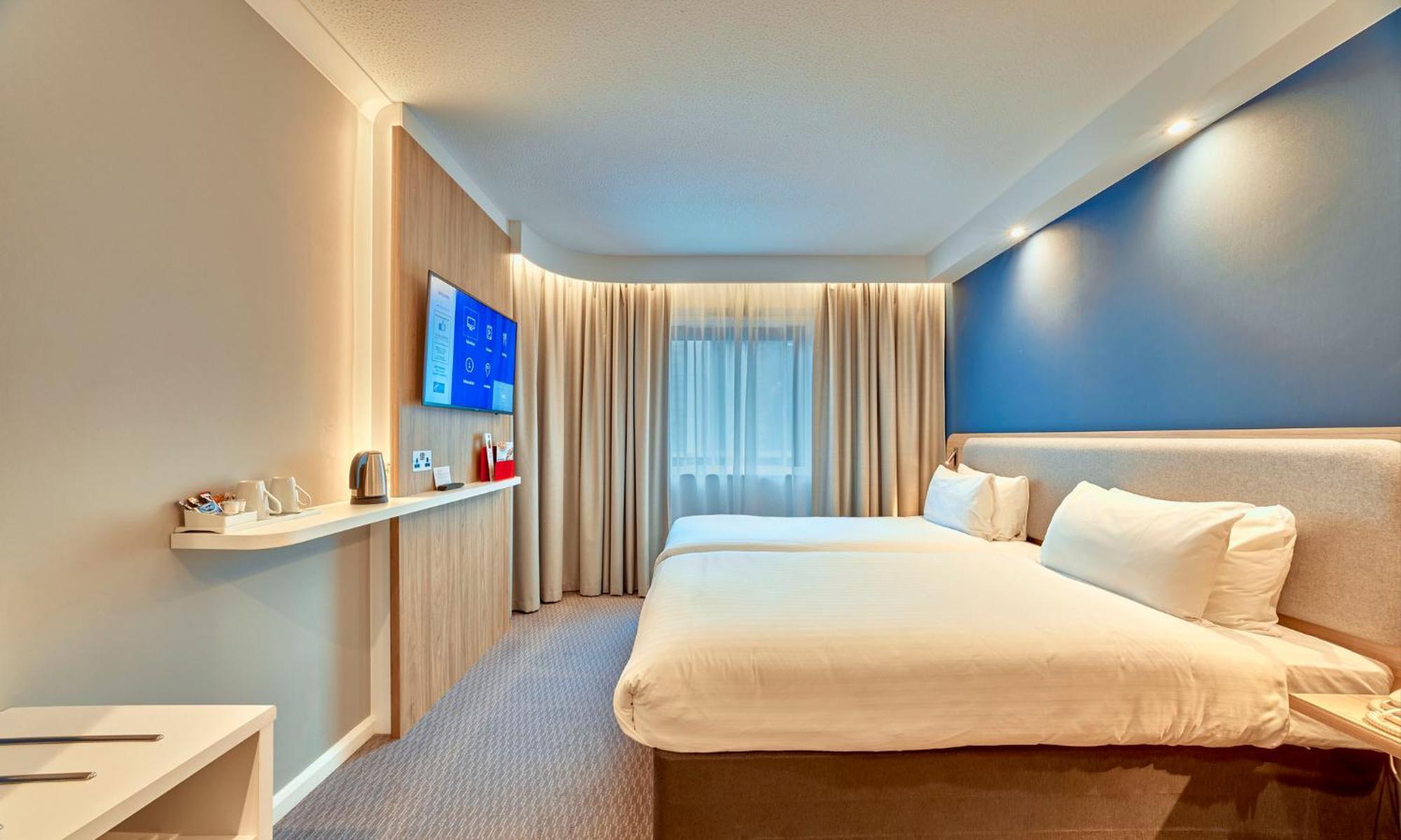 Express Stratford By Ihg Hotel