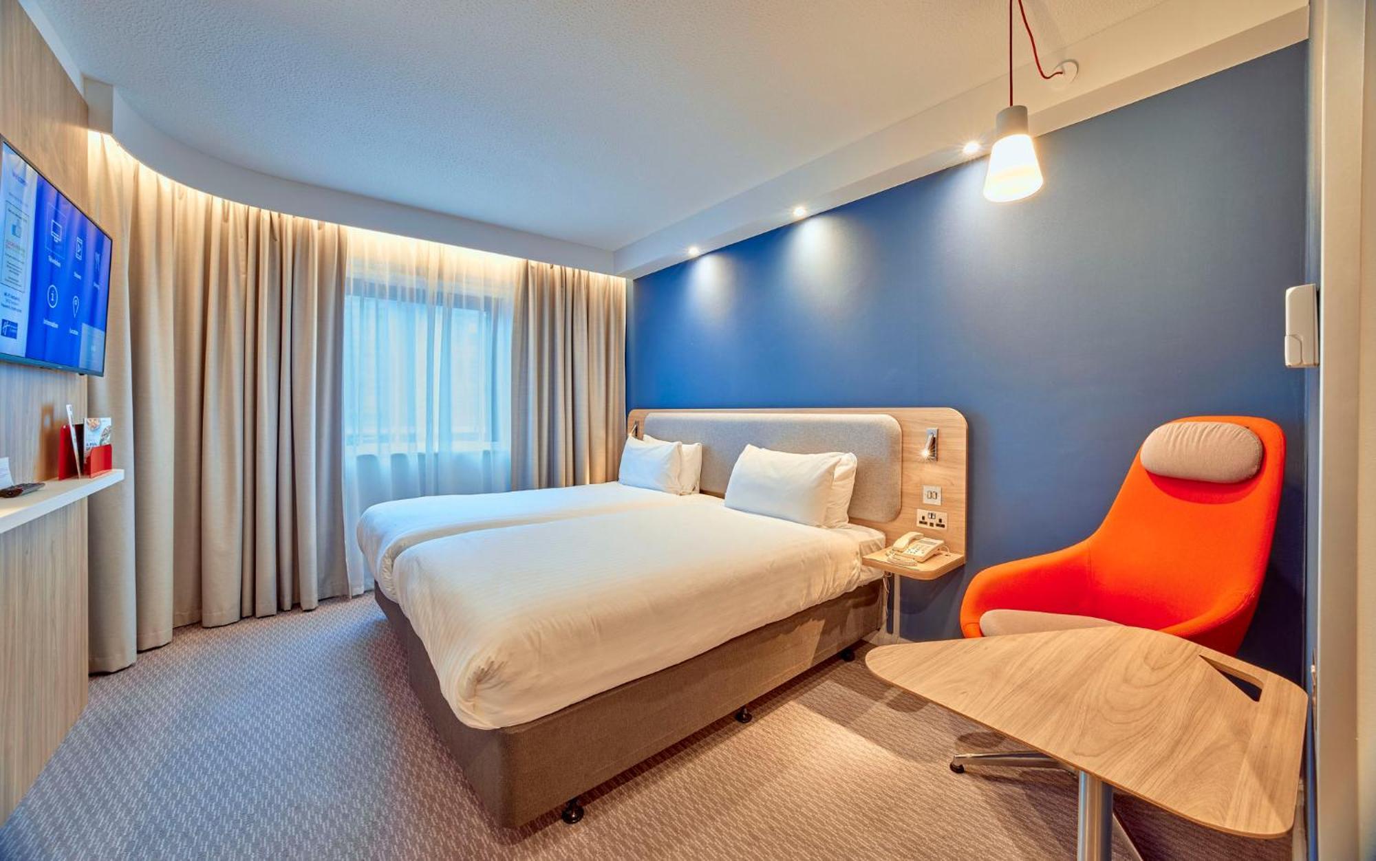 Express Stratford By Ihg Hotel 3*