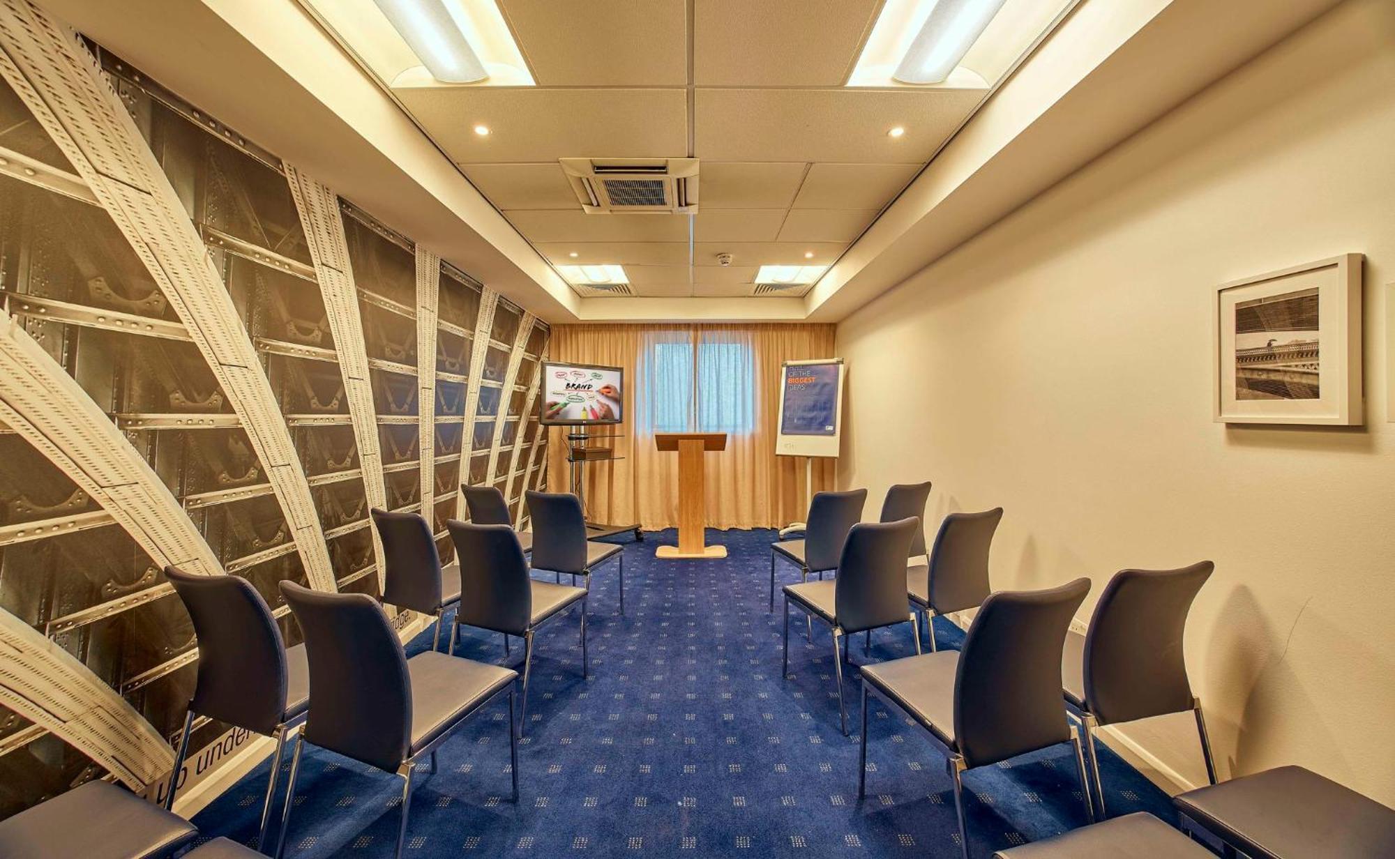 Express Stratford By Ihg Hotel London