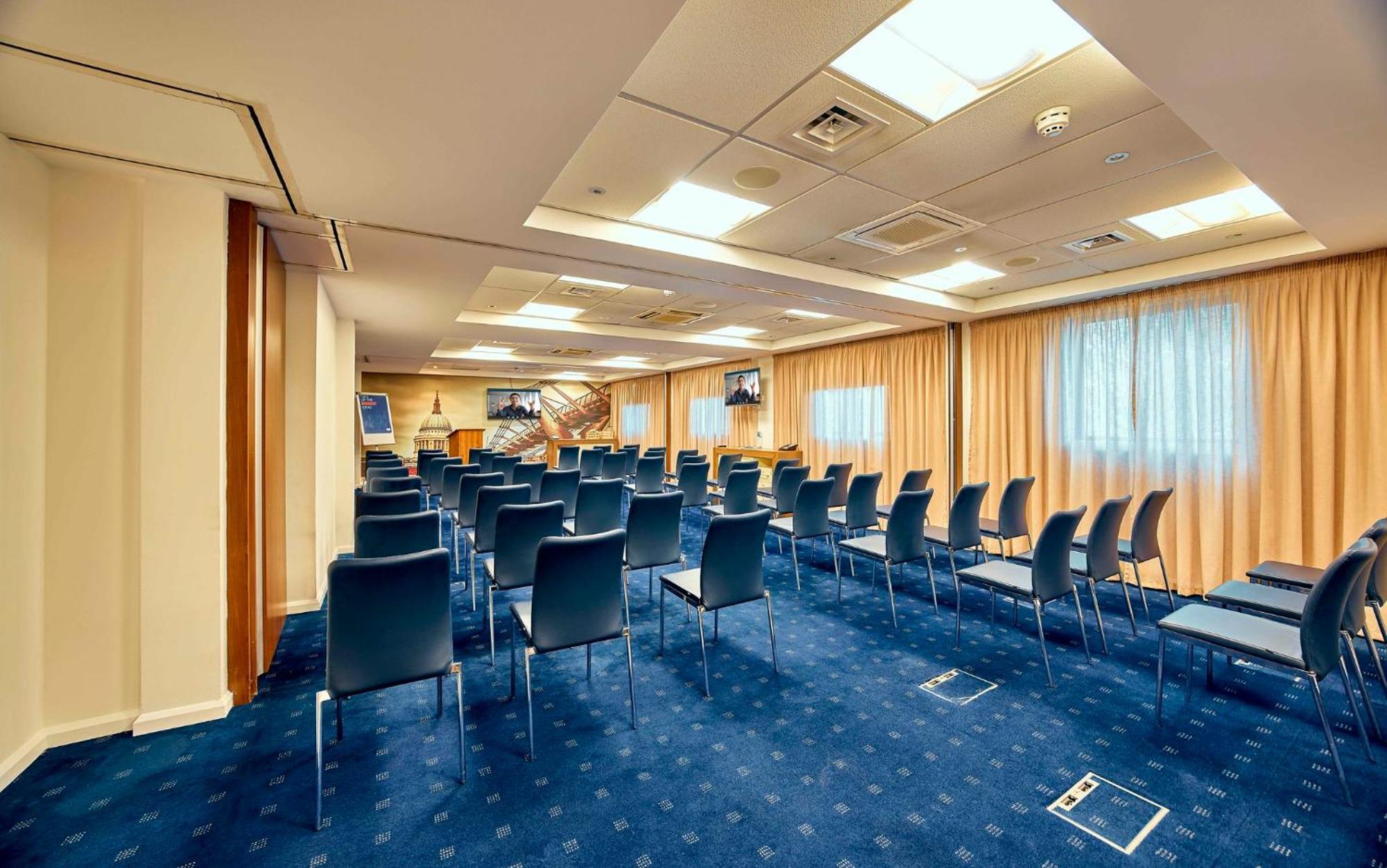 Express Stratford By Ihg London