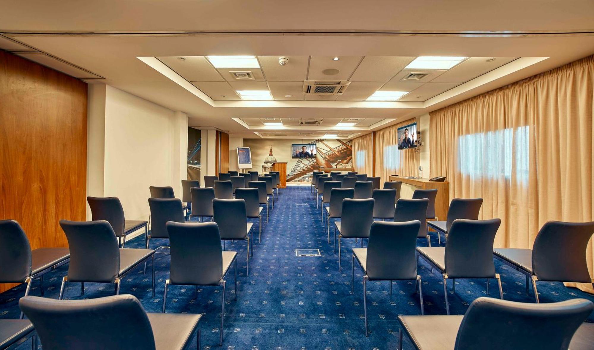 Express Stratford By Ihg 3* London